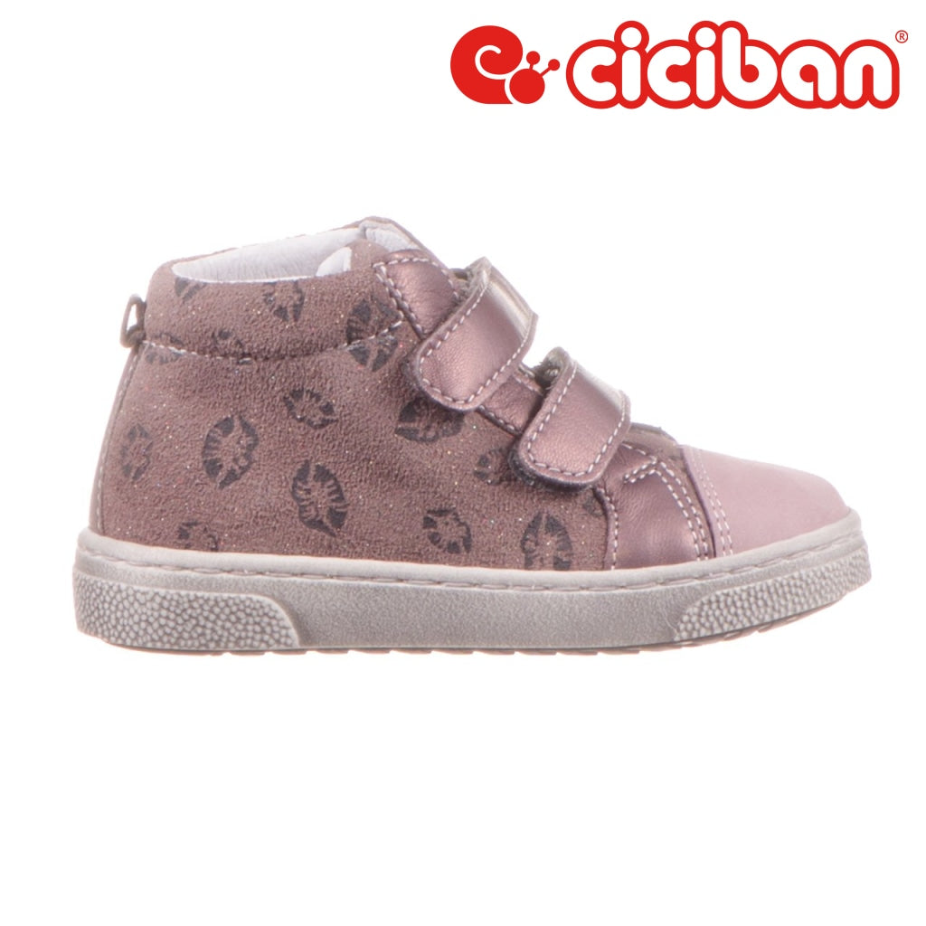 Alex Rosa 17 Shoe