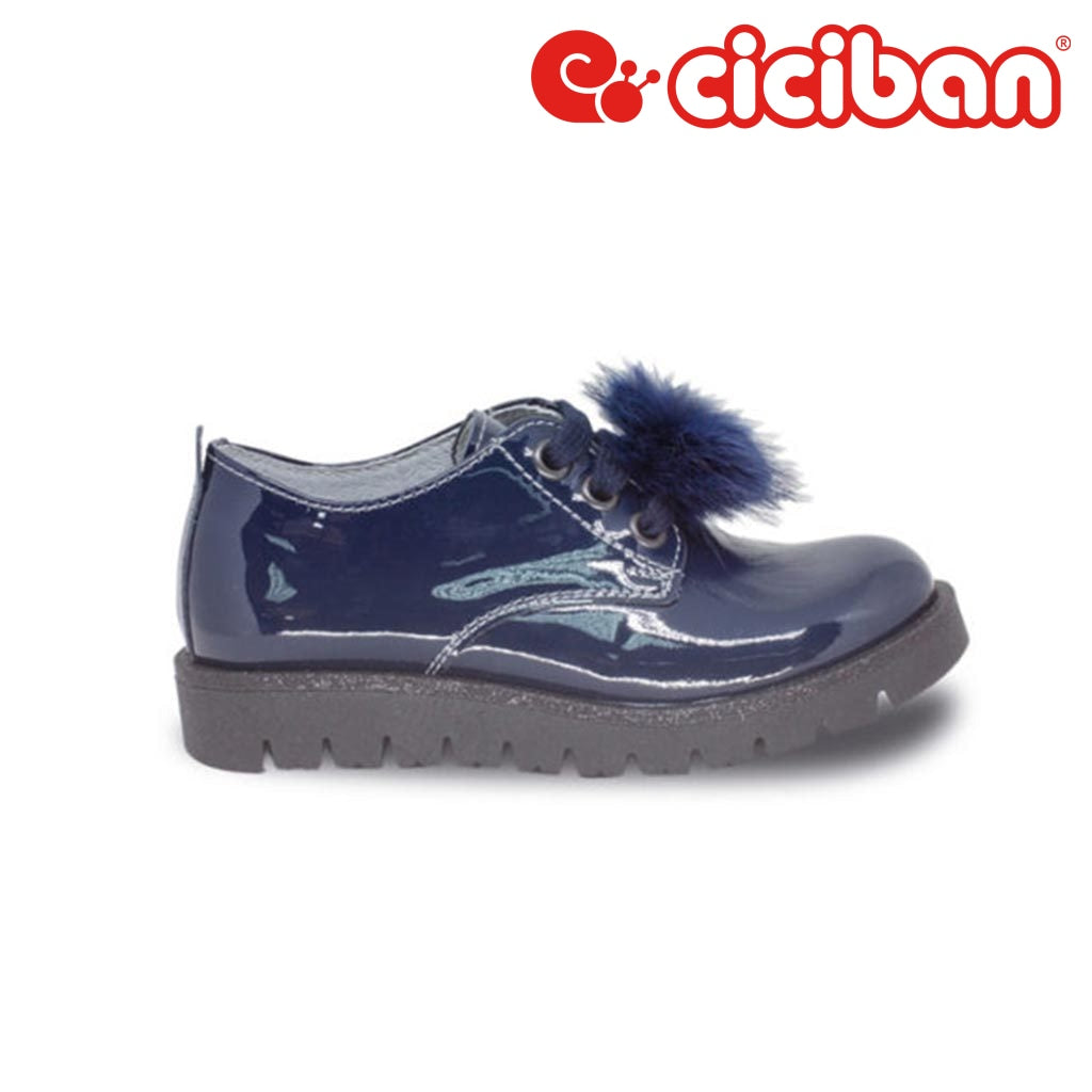 Dover Blue 777677U Shoe