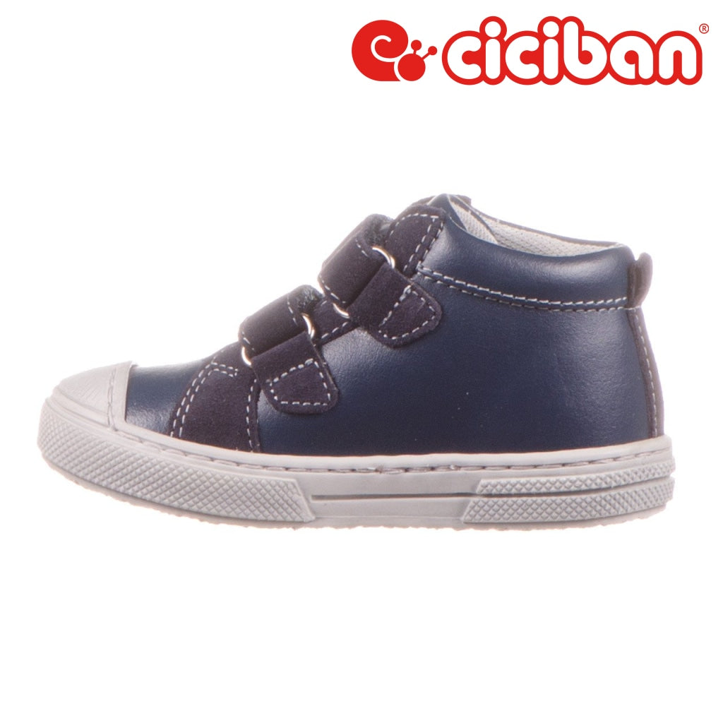 Naik shoes clearance