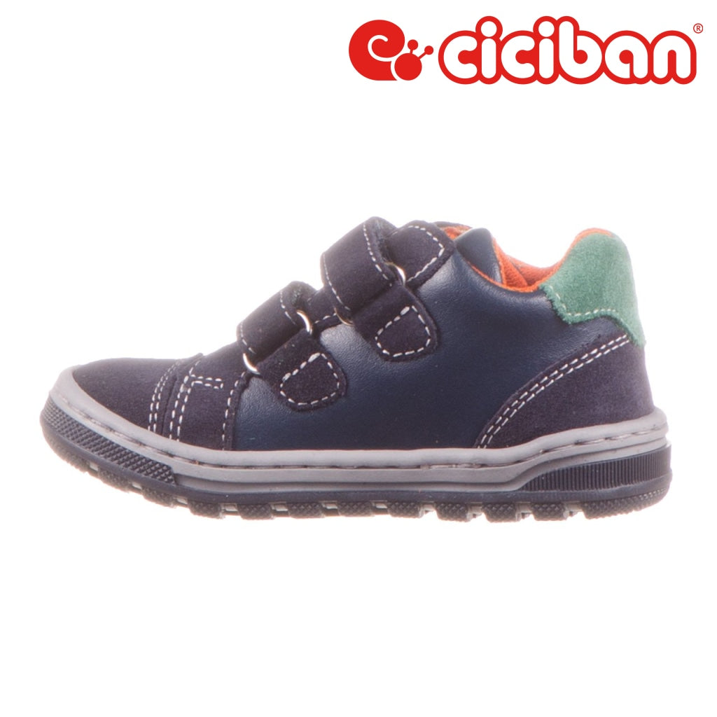 Naik shoes clearance
