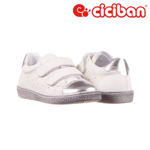 Smith White 38 Shoe